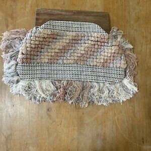 Retro Wooden Closure Woven Boho Handbag Clutch Fabulous Love stitch